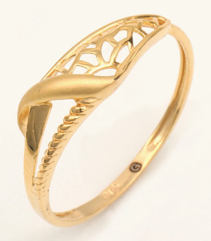 22ct Gold Ladies Oval Statement Paper Cast Ring — Bold Face, HUID Hallmarked